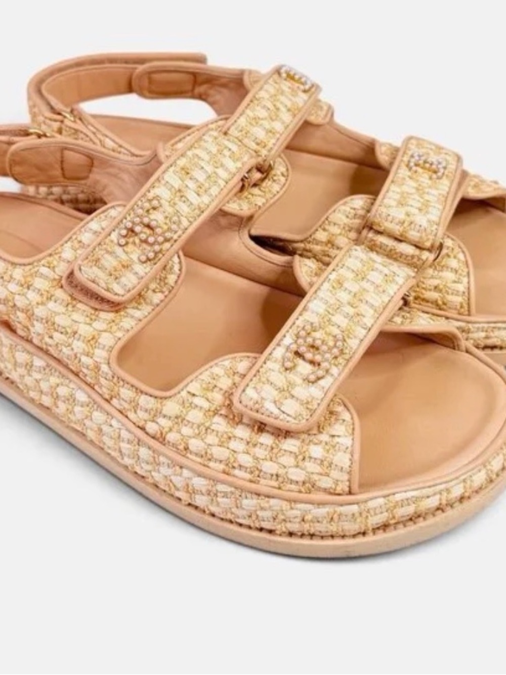 CHANEL sz EU42 raffia Dad Sandals in beige with pearl CC adornment (gently worn) - Picture 5 of 9
